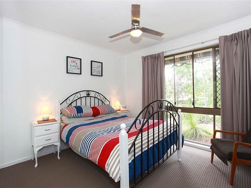 33 Glen Ross, Sinnamon Park QLD 4073