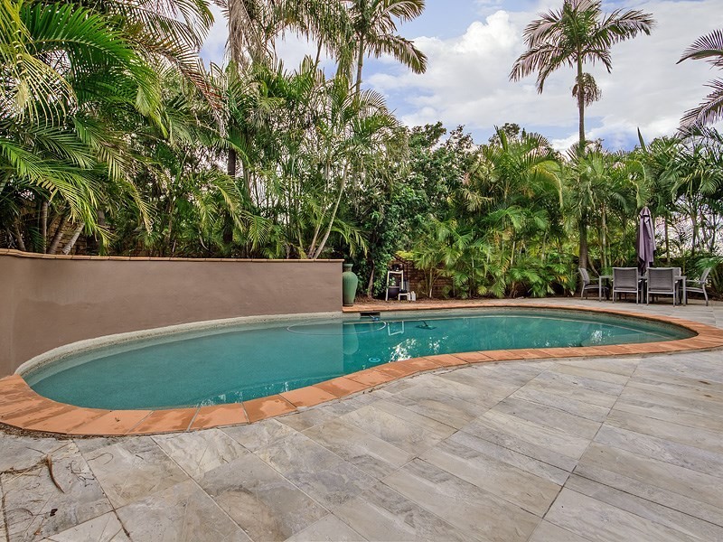 Mount Ommaney QLD 4074