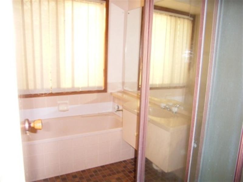 Sinnamon Park QLD 4073