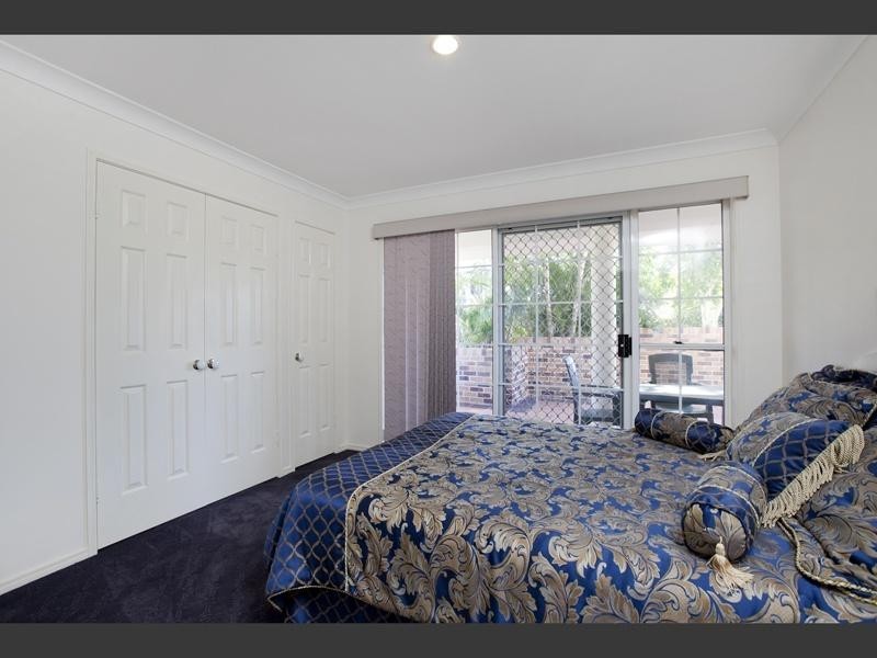 Mount Ommaney QLD 4074