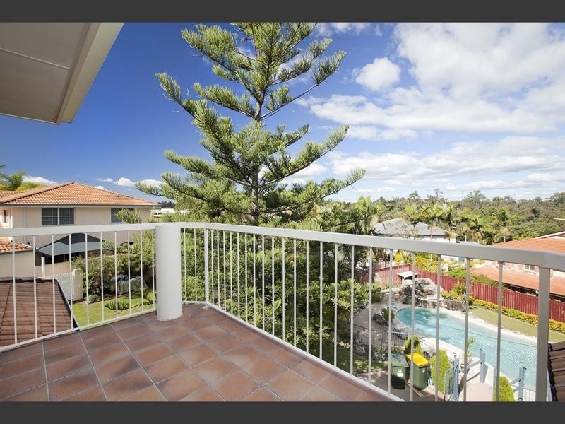 Mount Ommaney QLD 4074