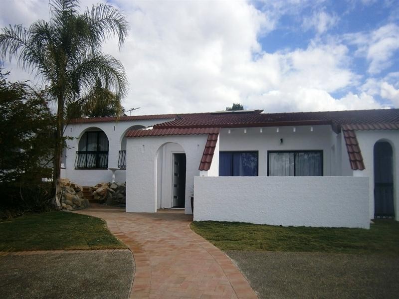 Mount Ommaney QLD 4074