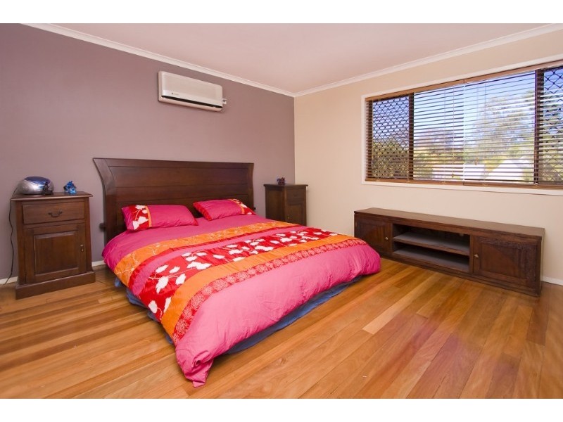 Mount Ommaney QLD 4074