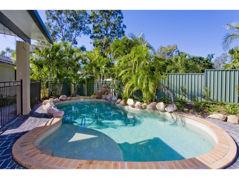 Mount Ommaney QLD 4074