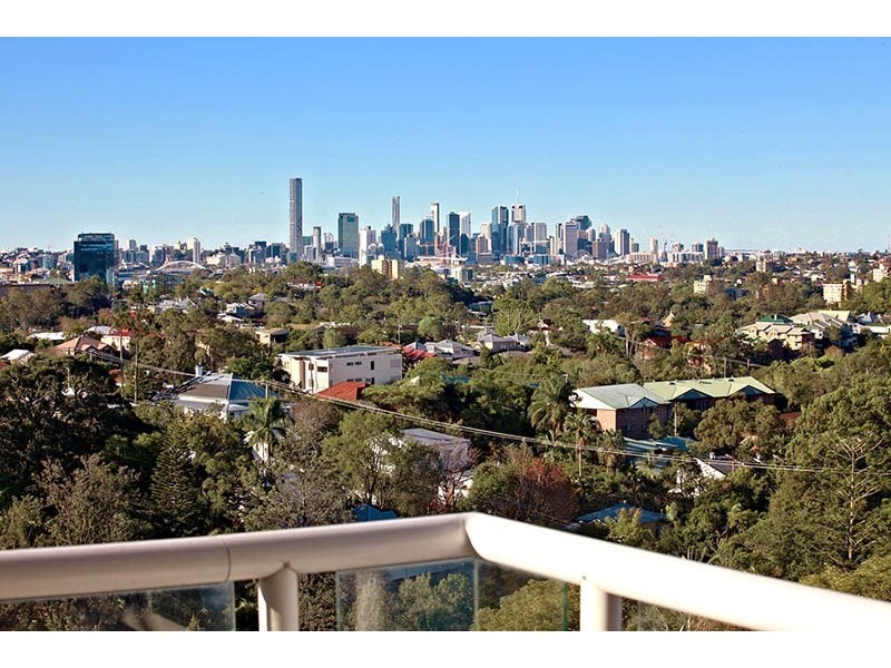 10/70 swann Road, Taringa QLD 4068