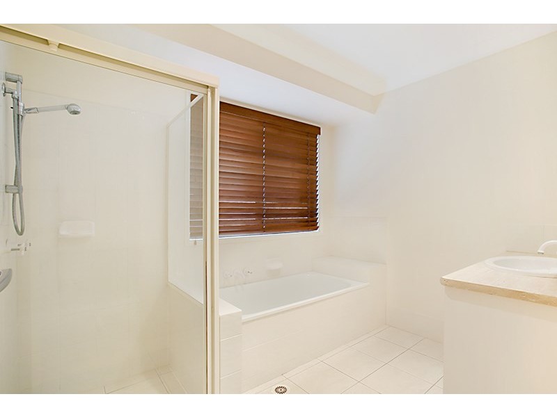 30 Bellfield Place, Westlake QLD 4074