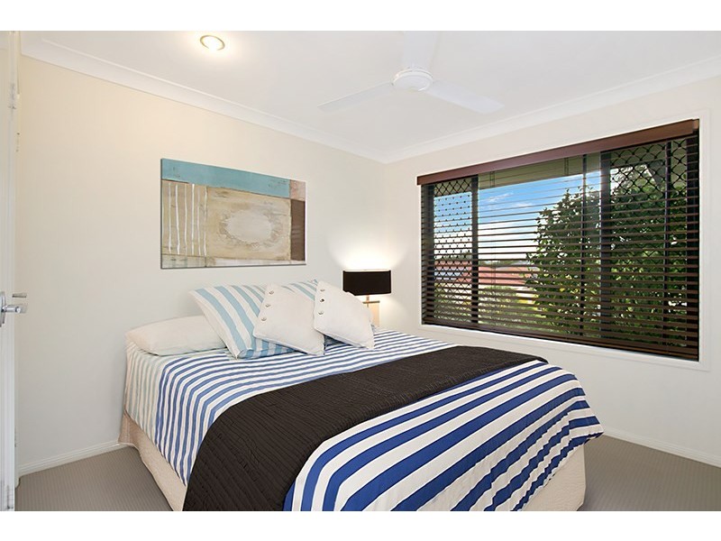 30 Bellfield Place, Westlake QLD 4074