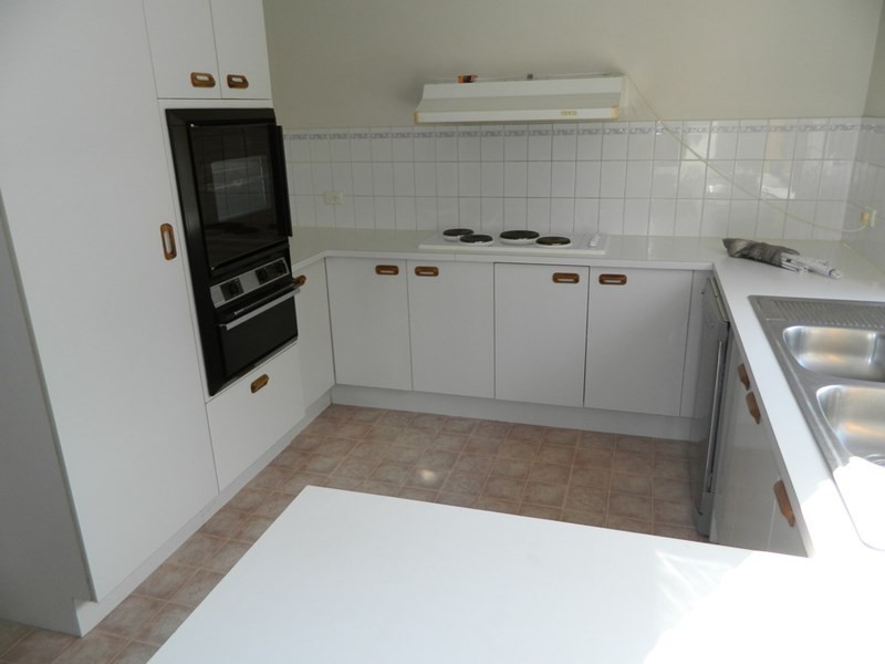 33 Loddon Street, Riverhills QLD 4074