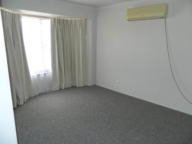 33 Loddon Street, Riverhills QLD 4074