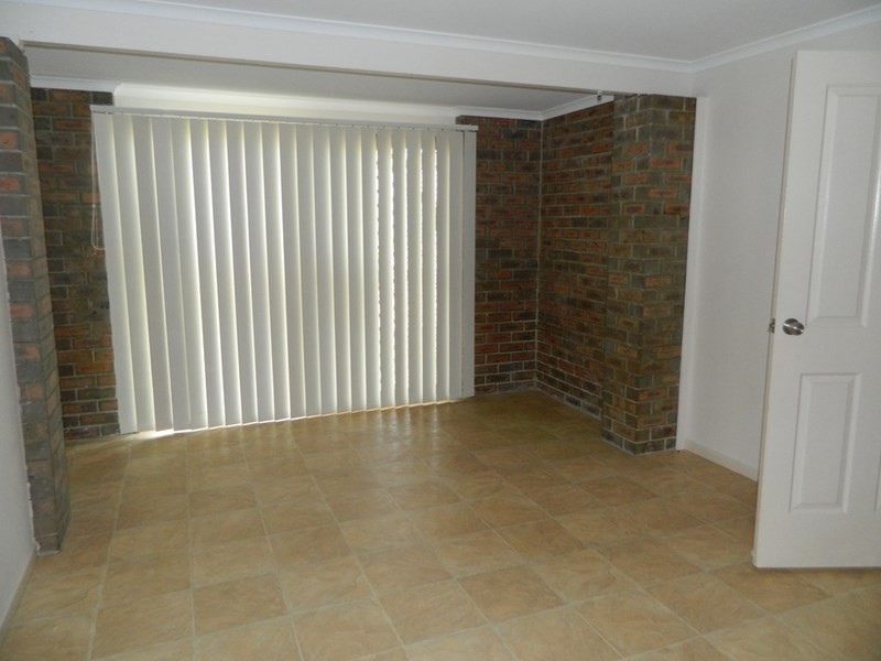 33 Loddon Street, Riverhills QLD 4074