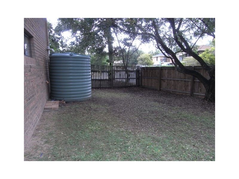 33 Loddon Street, Riverhills QLD 4074