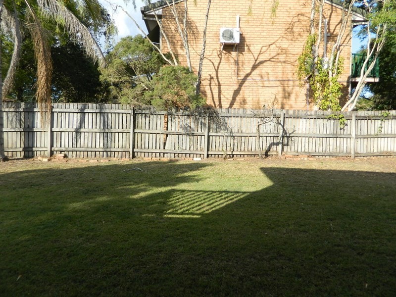 33 Loddon Street, Riverhills QLD 4074