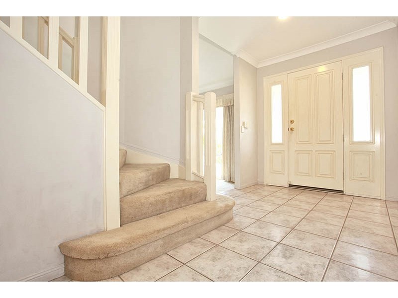 37 Balaton Street, Westlake QLD 4074