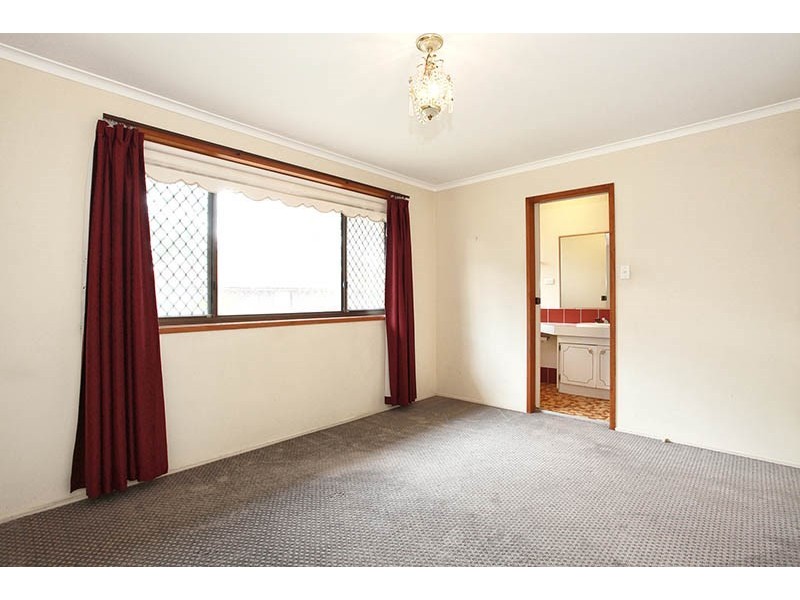 28 Pallert Street, Middle Park QLD 4074