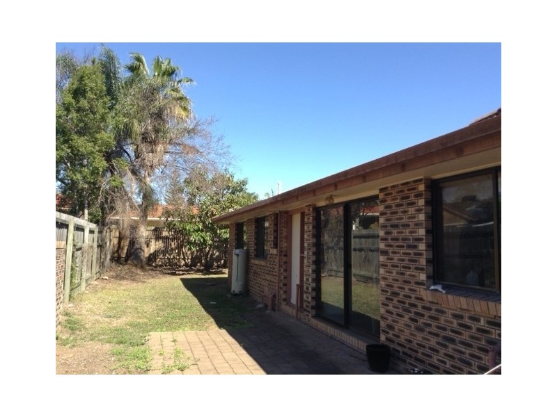 28 Pallert Street, Middle Park QLD 4074