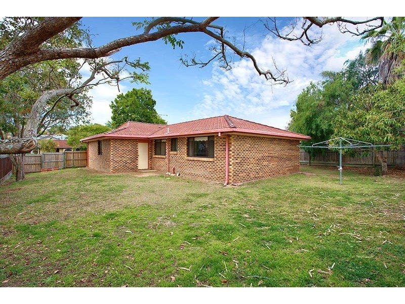 28 Pallert Street, Middle Park QLD 4074