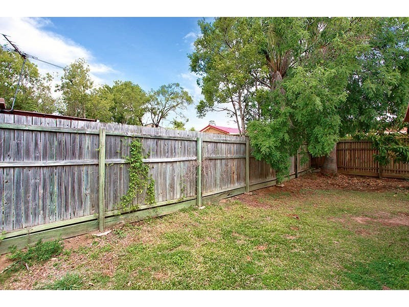 28 Pallert Street, Middle Park QLD 4074