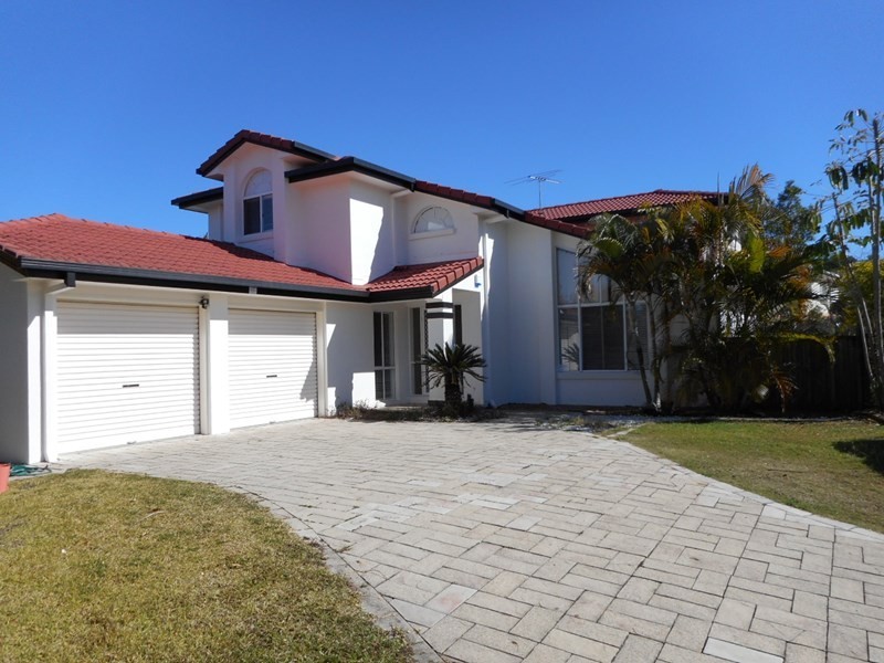 Mount Ommaney QLD 4074