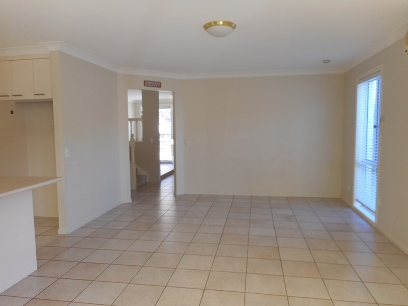 Mount Ommaney QLD 4074