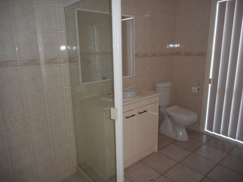 Mount Ommaney QLD 4074