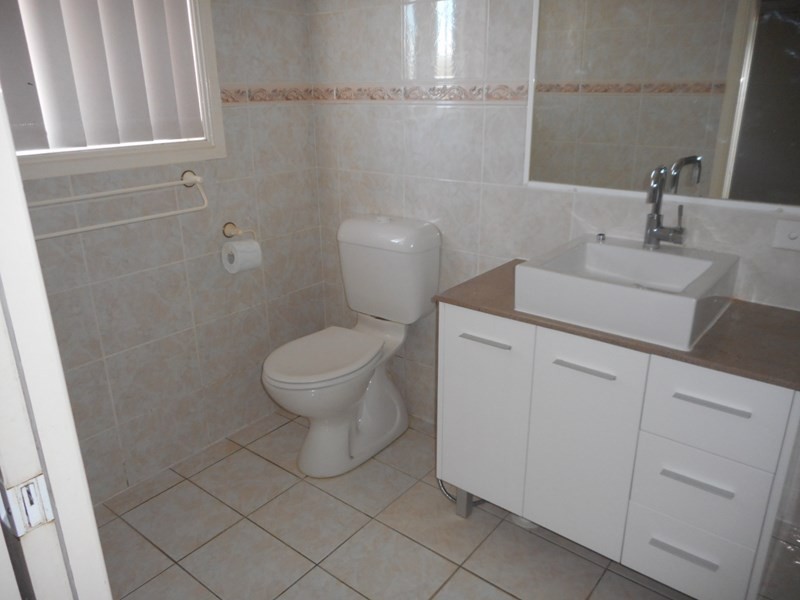 Mount Ommaney QLD 4074