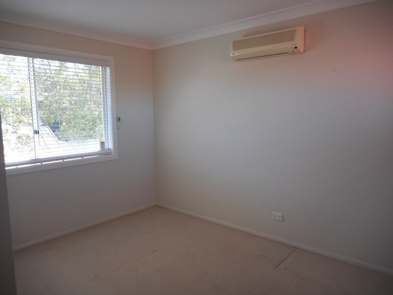 Mount Ommaney QLD 4074