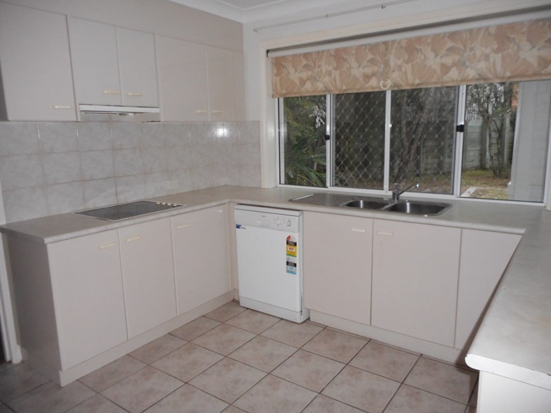 Mount Ommaney QLD 4074