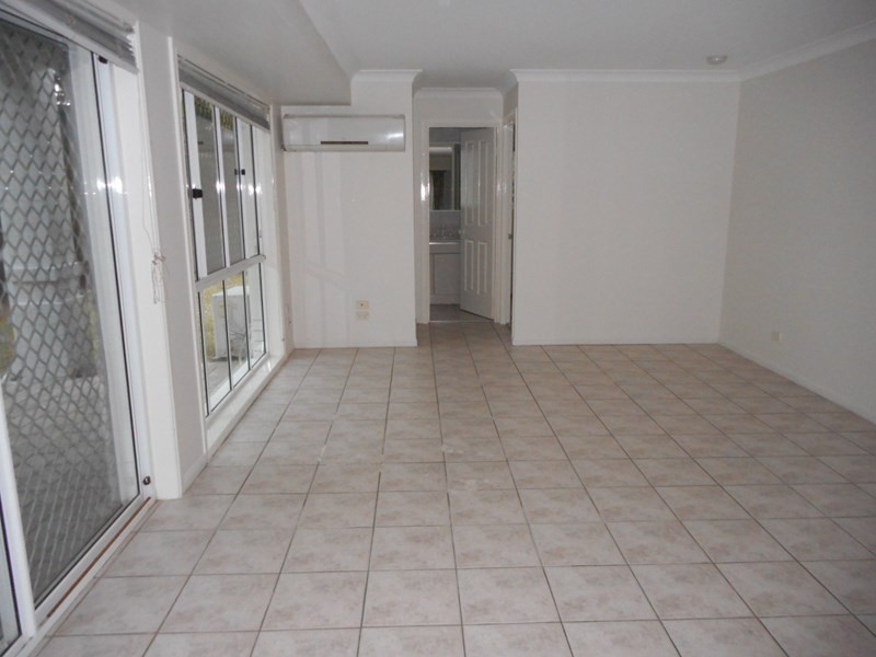 Mount Ommaney QLD 4074