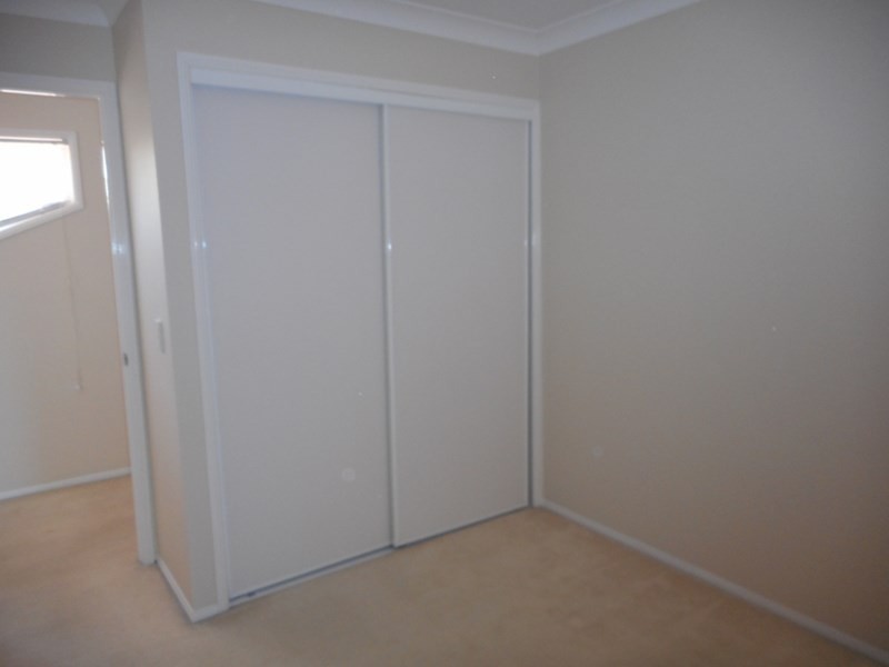 Mount Ommaney QLD 4074