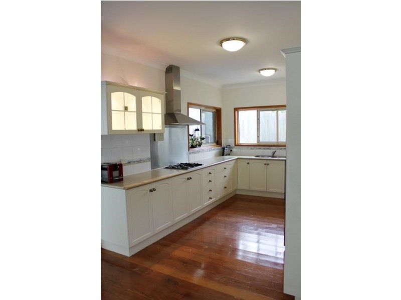 73 Avondale Road, Sinnamon Park QLD 4073