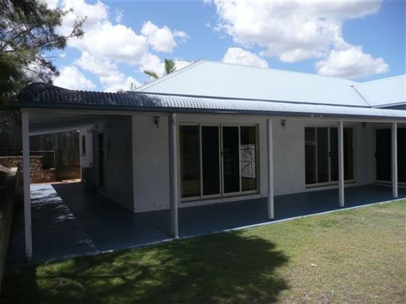 73 Avondale Road, Sinnamon Park QLD 4073