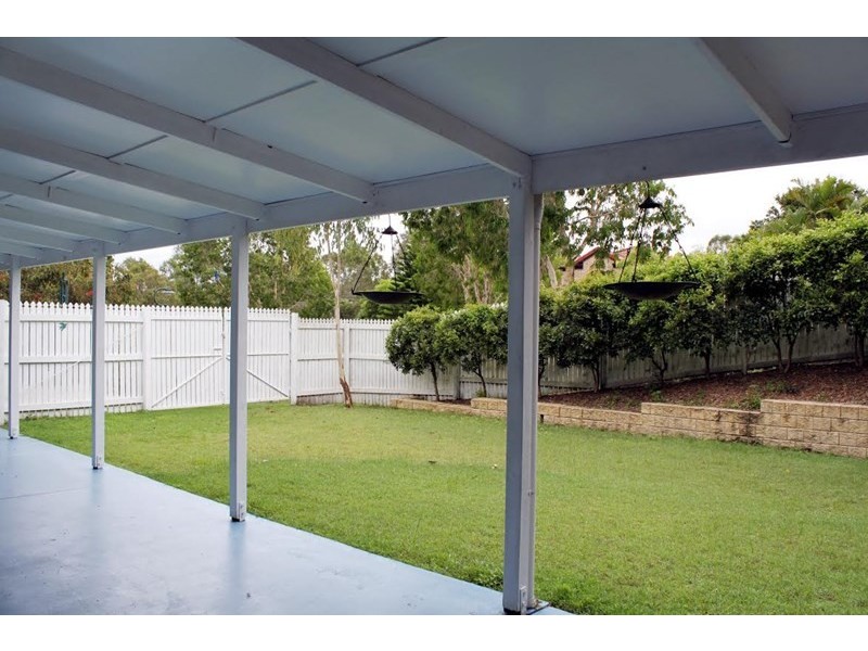 73 Avondale Road, Sinnamon Park QLD 4073