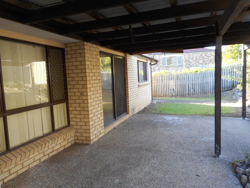 Sinnamon Park QLD 4073