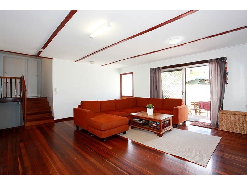 24 Sabot Street, Jamboree Heights QLD 4074