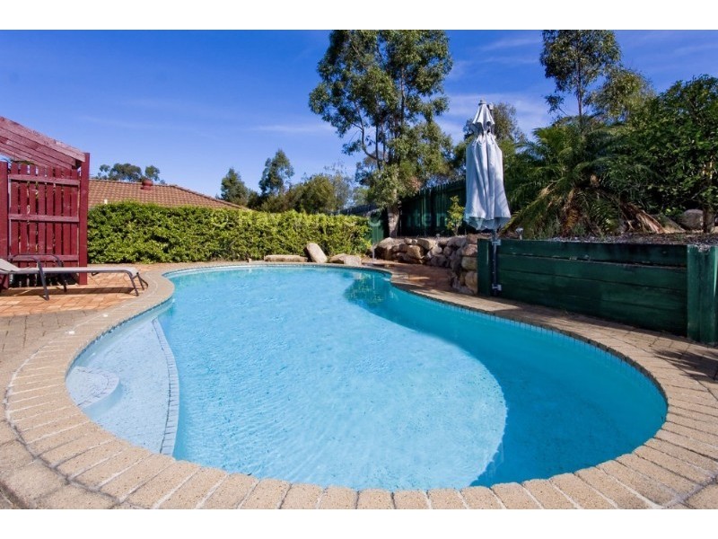 Sinnamon Park QLD 4073