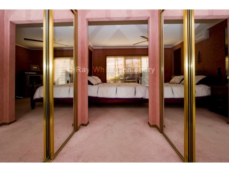 Sinnamon Park QLD 4073