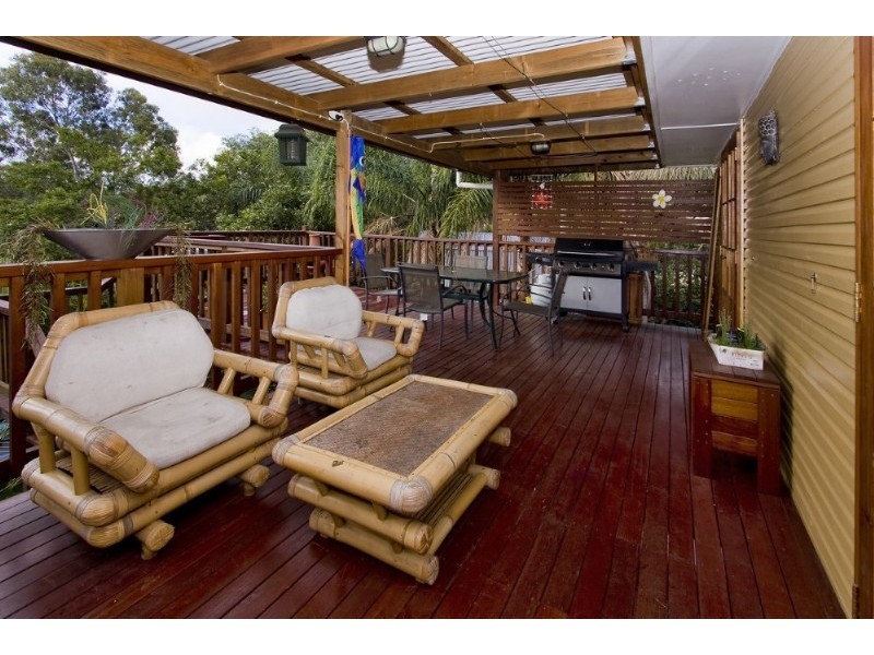 Seventeen Mile Rocks QLD 4073