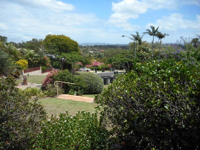 14 Kobble Court, Sinnamon Park QLD 4073