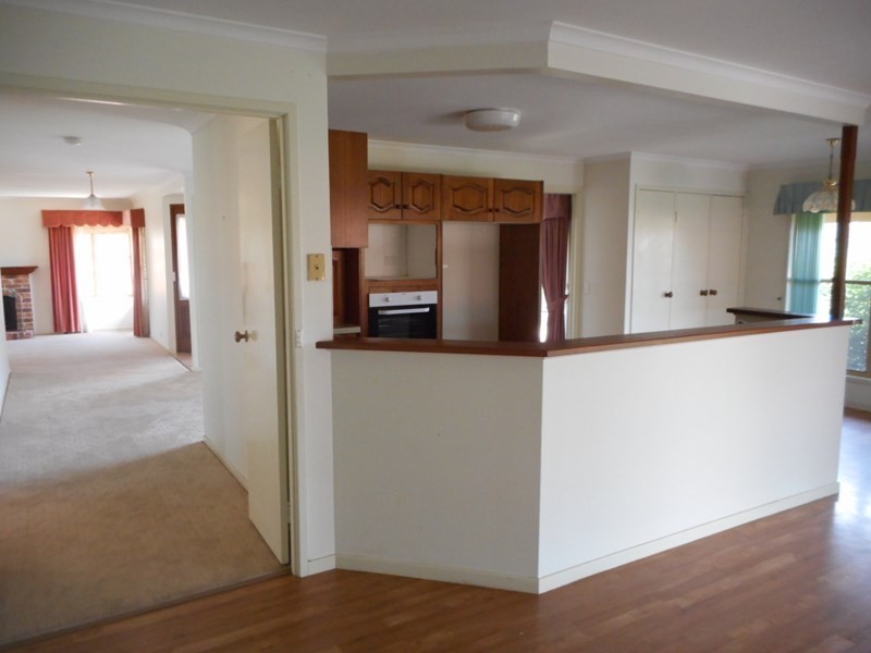 14 Kobble Court, Sinnamon Park QLD 4073