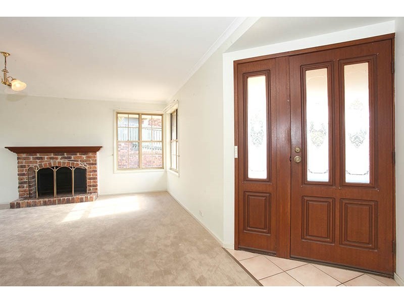 14 Kobble Court, Sinnamon Park QLD 4073