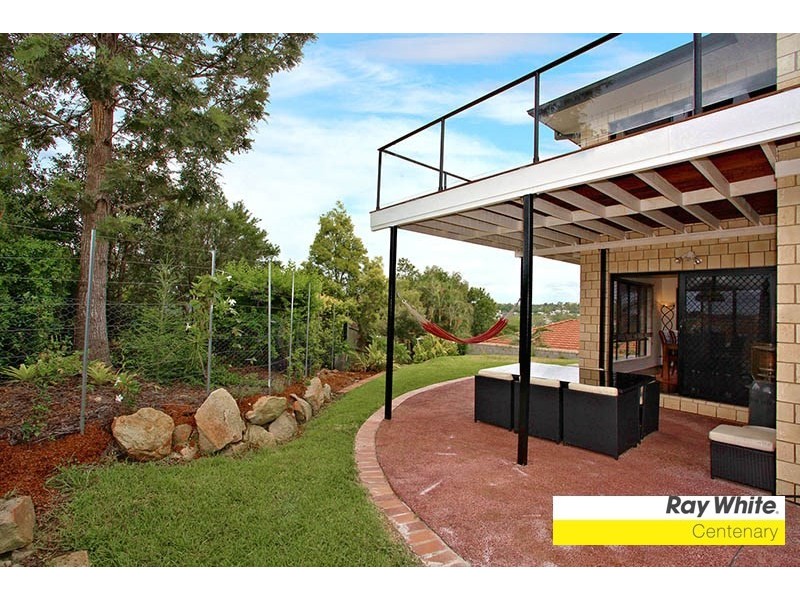 4 Malia Street, Sinnamon Park QLD 4073
