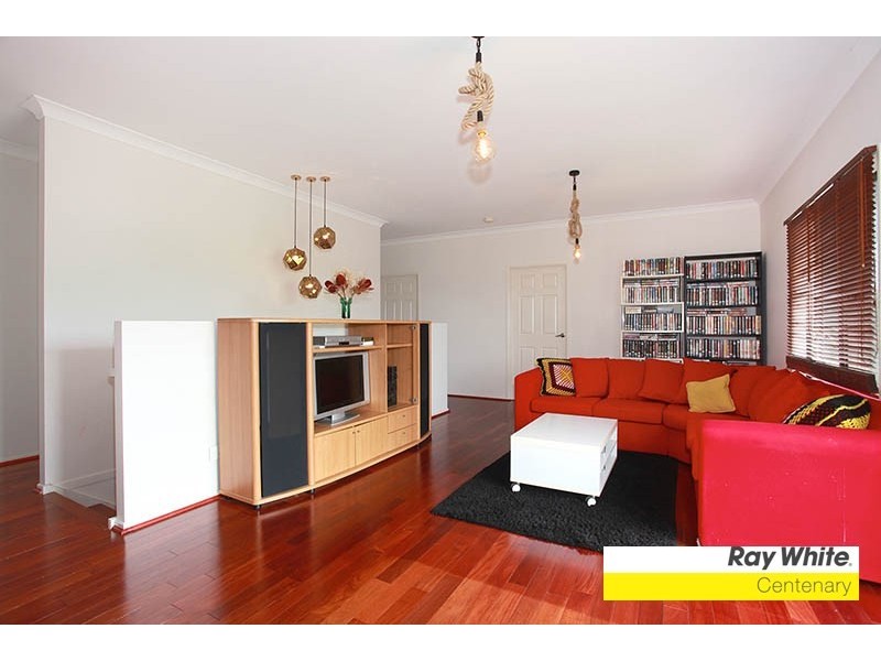 4 Malia Street, Sinnamon Park QLD 4073