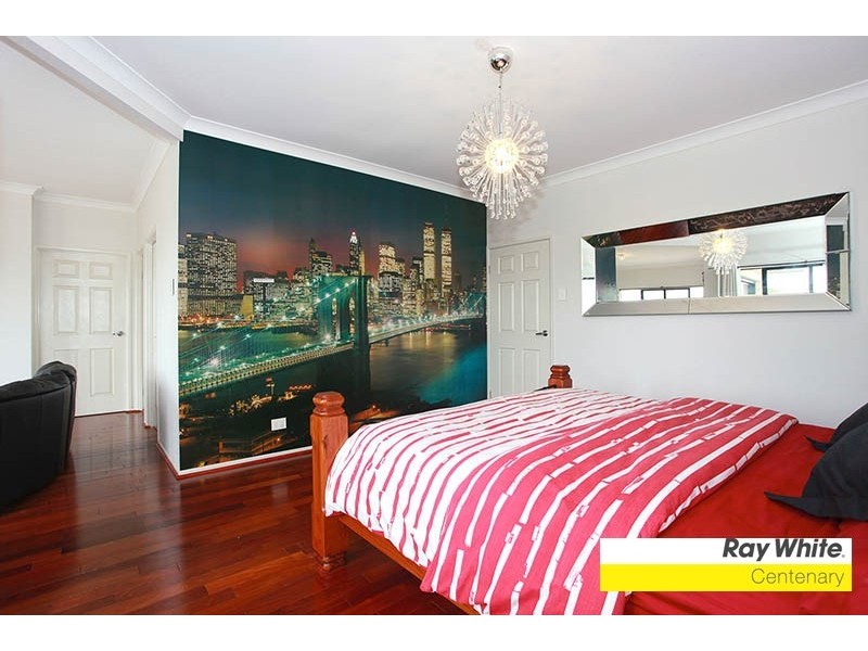 4 Malia Street, Sinnamon Park QLD 4073