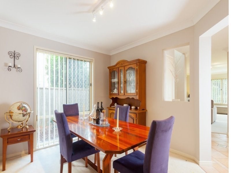 19/15 Abel Smith Crescent, Mount Ommaney QLD 4074