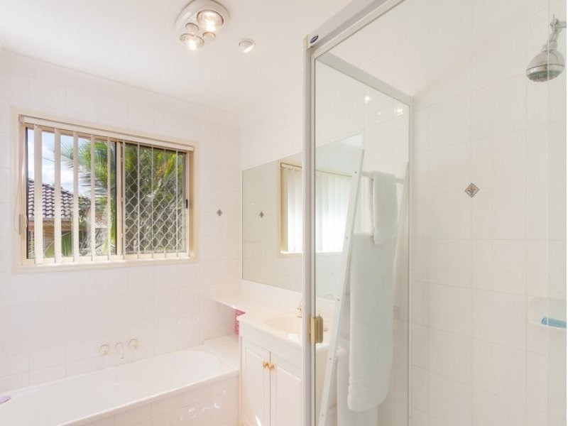 19/15 Abel Smith Crescent, Mount Ommaney QLD 4074