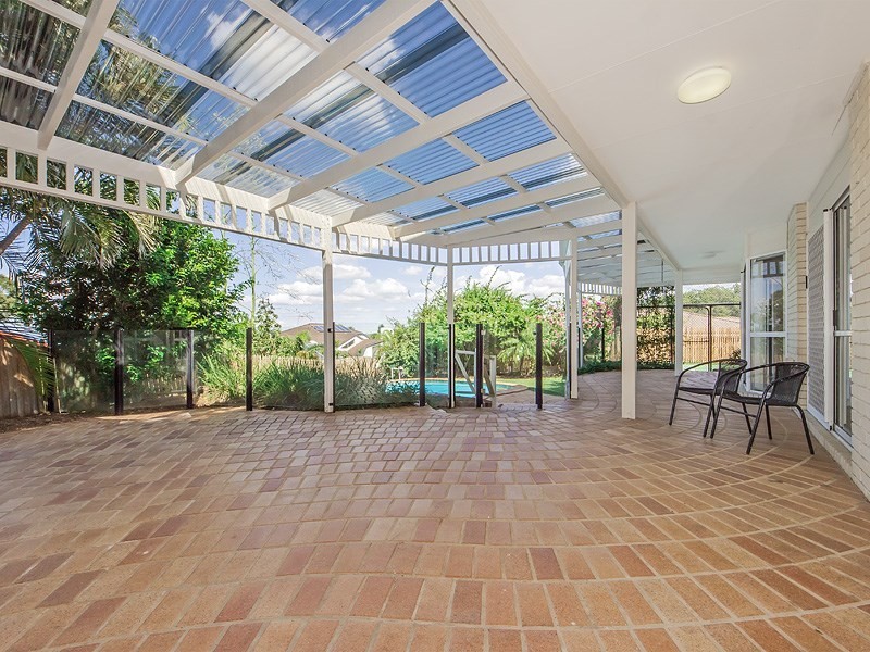 Mount Ommaney QLD 4074