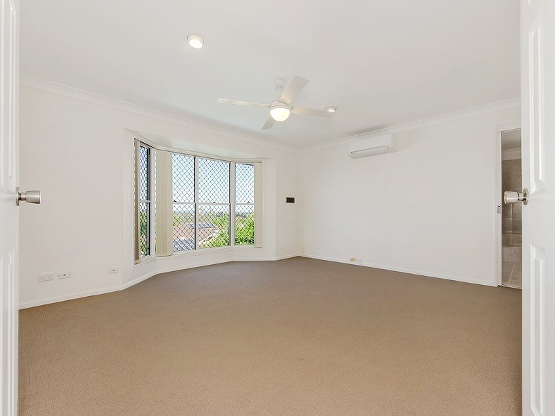 Mount Ommaney QLD 4074