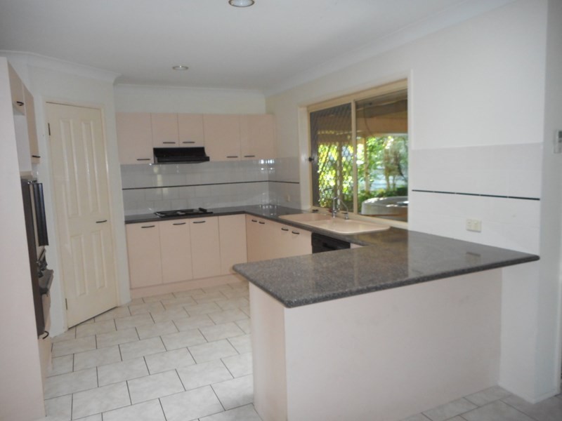 15 Leopard Tree Crescent, Sinnamon Park QLD 4073