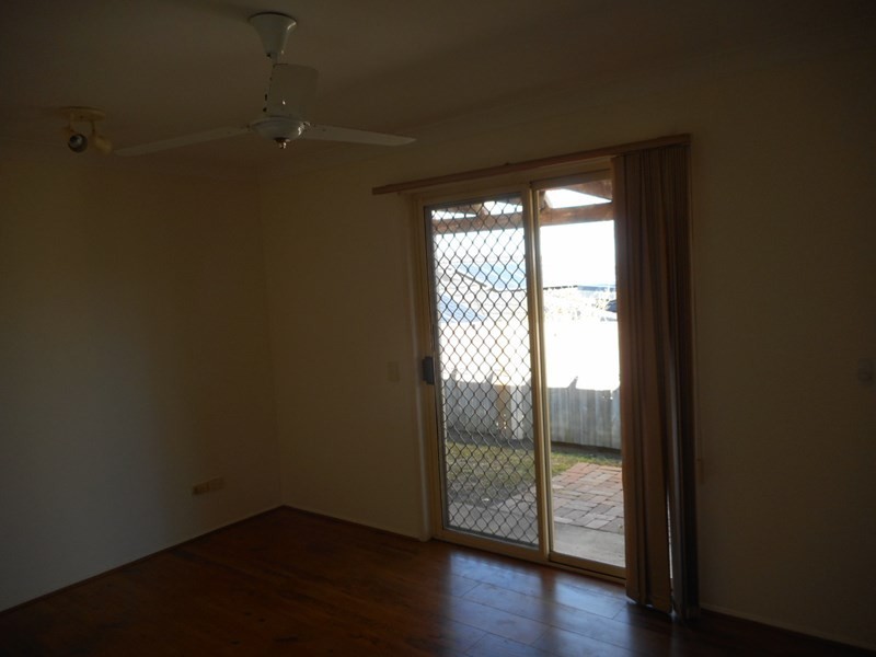 15 Leopard Tree Crescent, Sinnamon Park QLD 4073