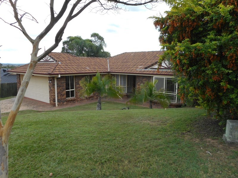 15 Leopard Tree Crescent, Sinnamon Park QLD 4073
